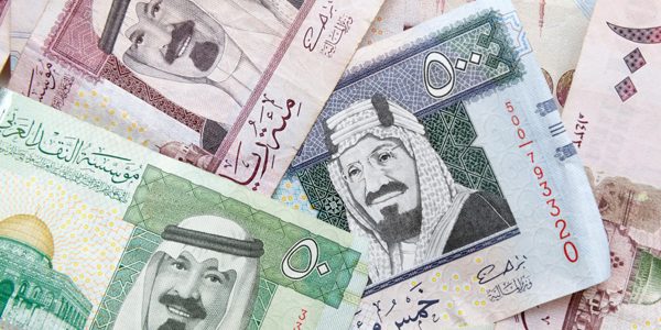 أشتعال الريال السعودي في السوق السوداء