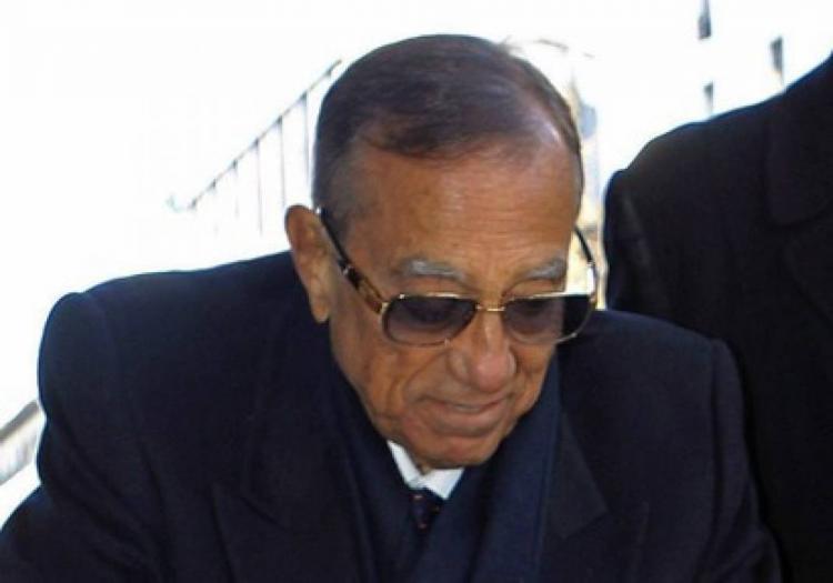 حسين سالم