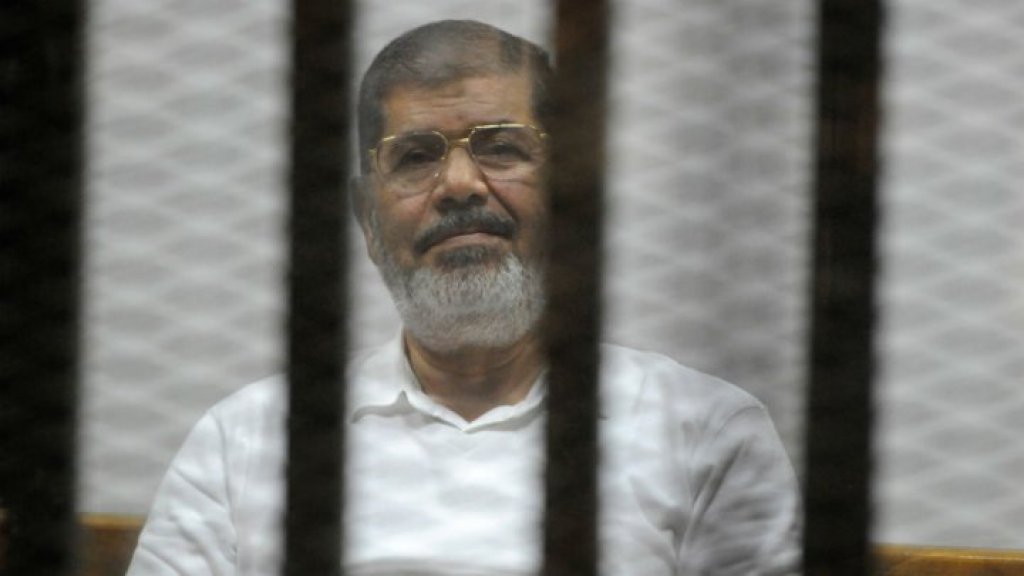 الغاء حكم بالإعدام والمؤبد في محاكمة مرسي اليوم