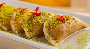 طريقة القطايف بالسميد